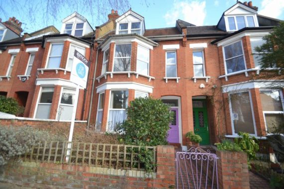 5&nbsp;Bedroom&nbsp;Detached